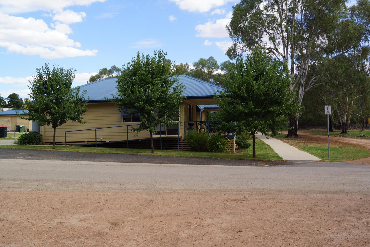 Tooleybuc River Retreat Villas Exterior photo
